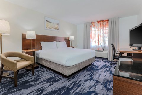Fairfield by Marriott Inn & Suites Houston Westchase photo 2