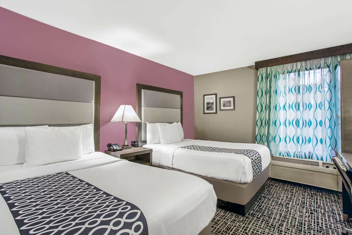 La Quinta Inn by Wyndham Radford photo 2