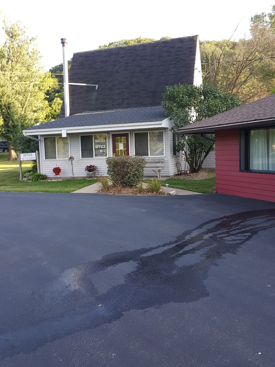Captains Cove Motel photo 2
