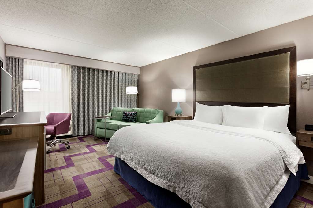 Hampton Inn Waycross photo 2