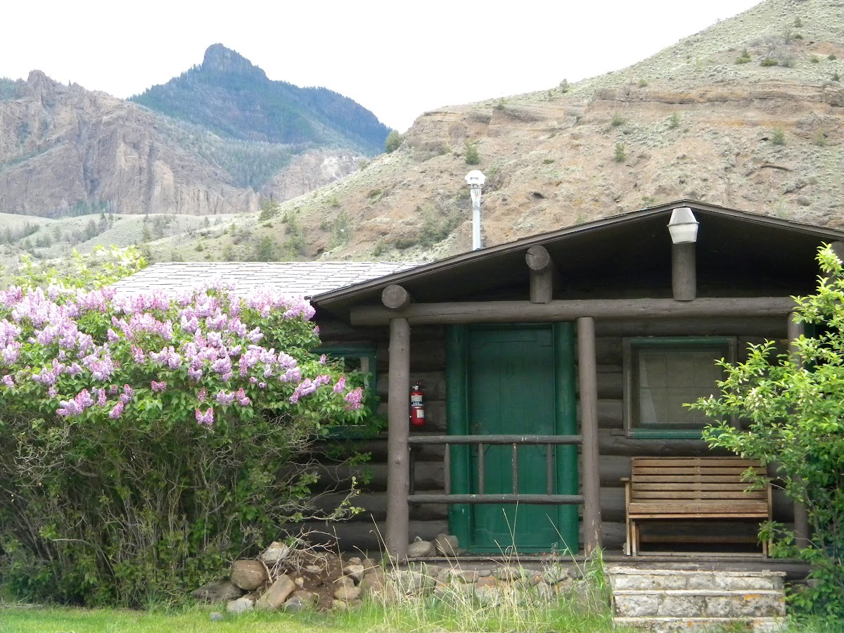 Trail Shop Inn & Restaurant