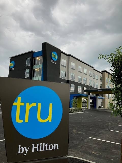 Tru by Hilton Monroe OH