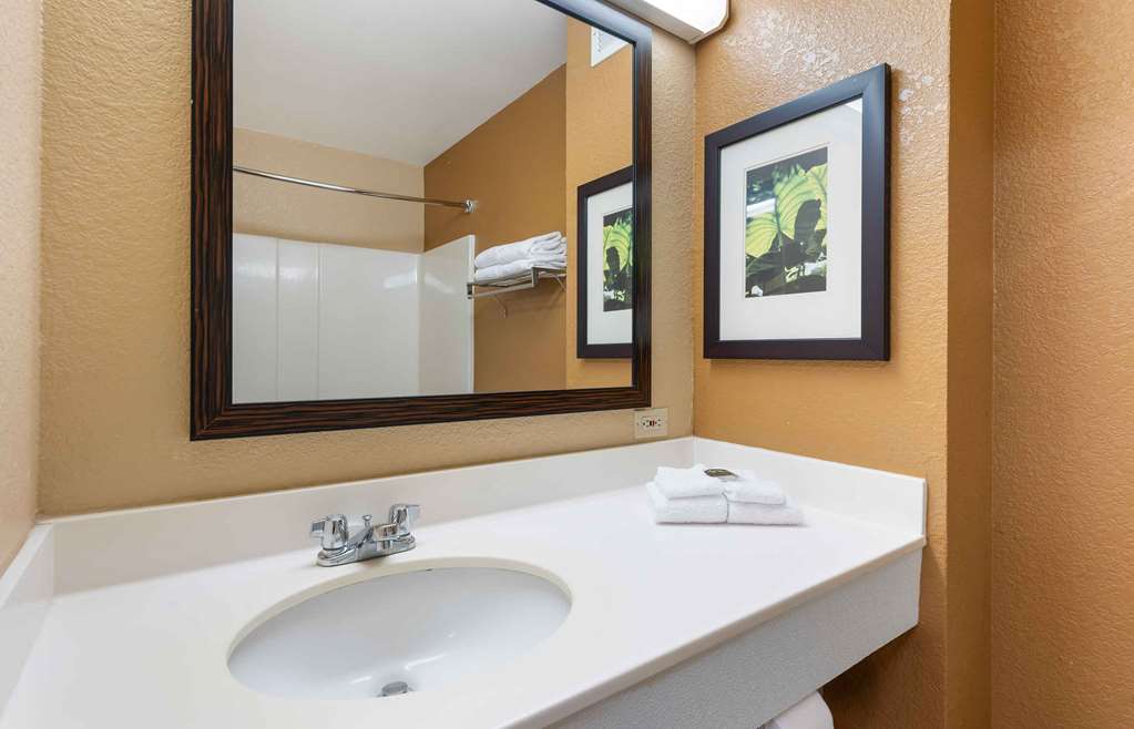 Extended Stay America Suites- Dublin - Hacienda Dr. photo 3