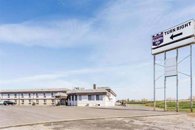 MOOSEJAW INN