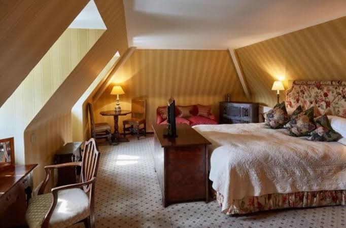 Bailiffscourt Hotel & Spa photo 3