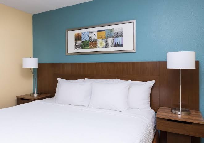 Fairfield by Marriott Inn & Suites Holland photo 3