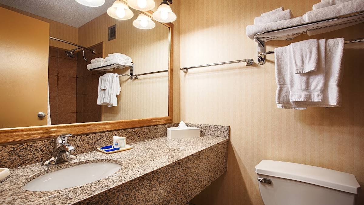 Best Western Plus Bradford Inn photo 3