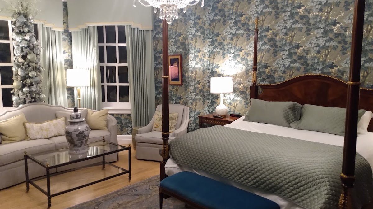 Allerton Mansion photo 2