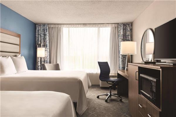 Radisson Hotel and Conference Center Fond du Lac photo 2