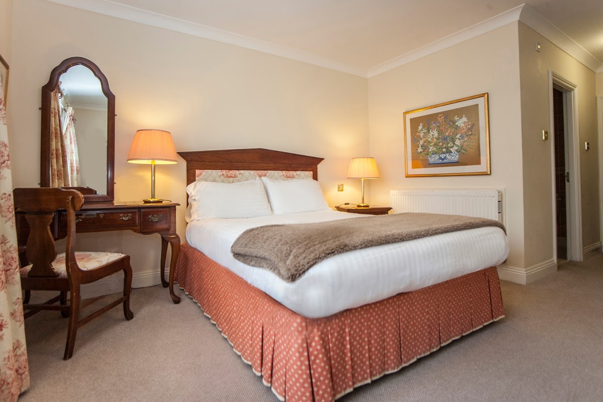 The Walnut Tree Hotel photo 2