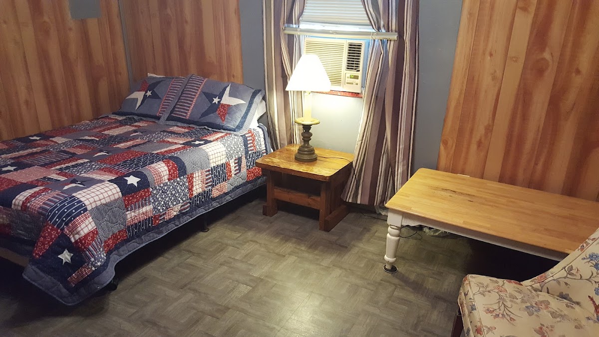 Silver Spur Inn photo 2