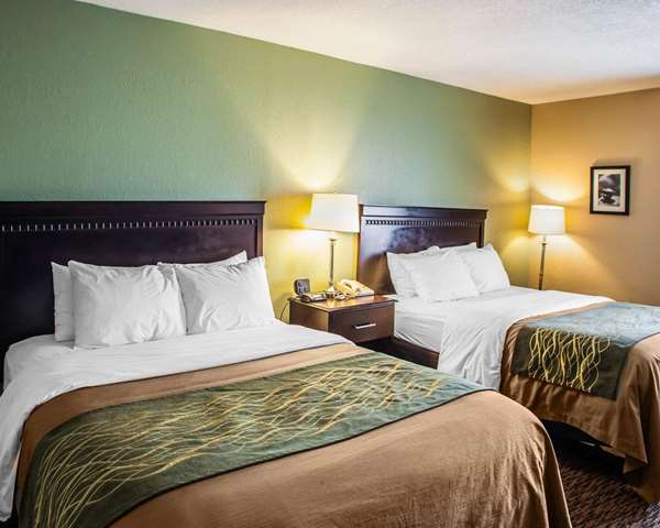 Quality Inn Belton - Kansas City South photo 2