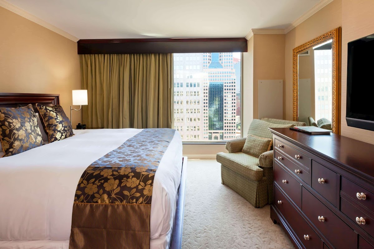 Wyndham Grand Pittsburgh Downtown photo 2