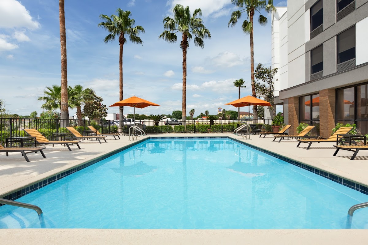 Hampton Inn Houston-Brookhollow photo 3