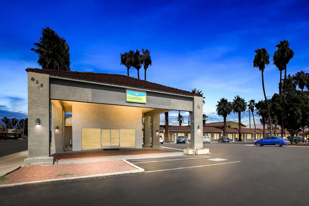 Blythe Hotel