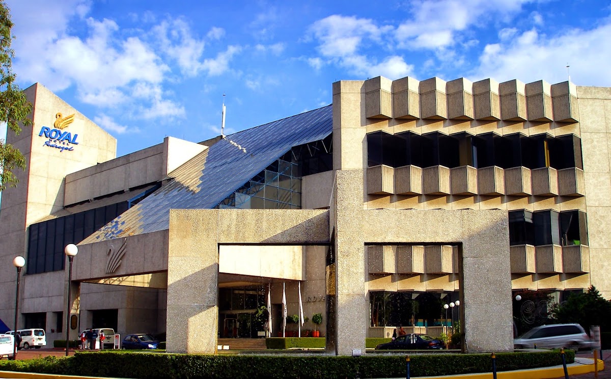 Royal Pedregal
