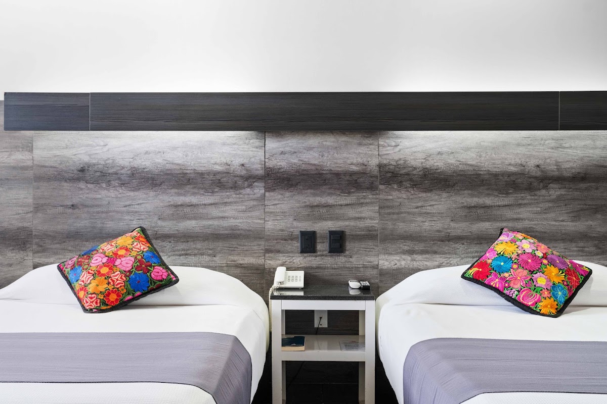 Homesuites Malecon photo 2