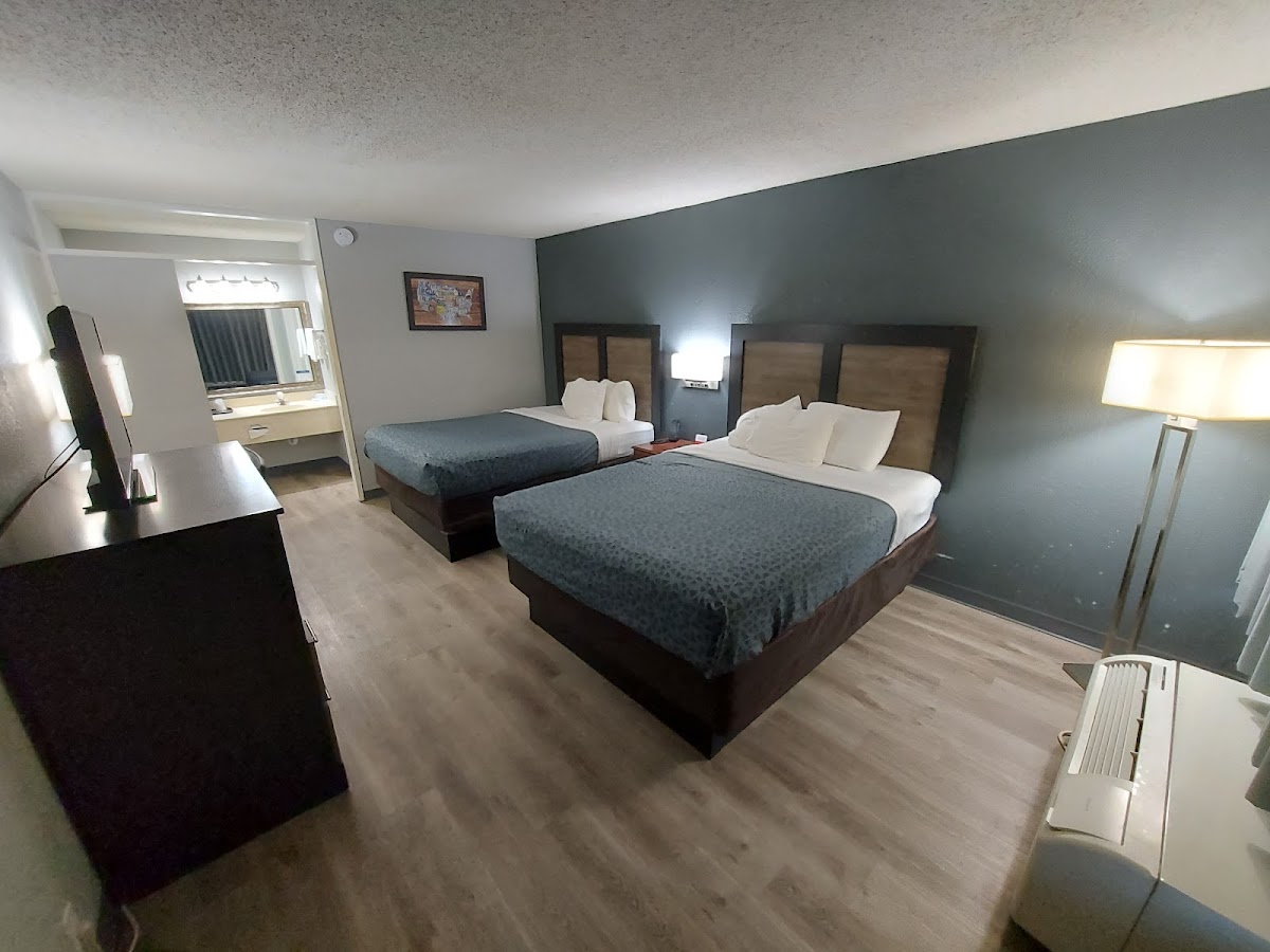 Econo Lodge Cave City photo 2