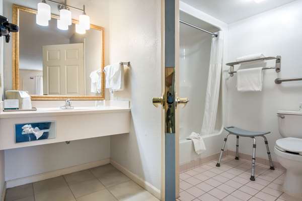 Quality Inn Little Creek photo 3