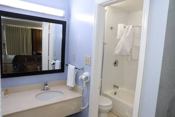Super 8 by Wyndham Florence SC I-95 North / Hwy 76 photo 3