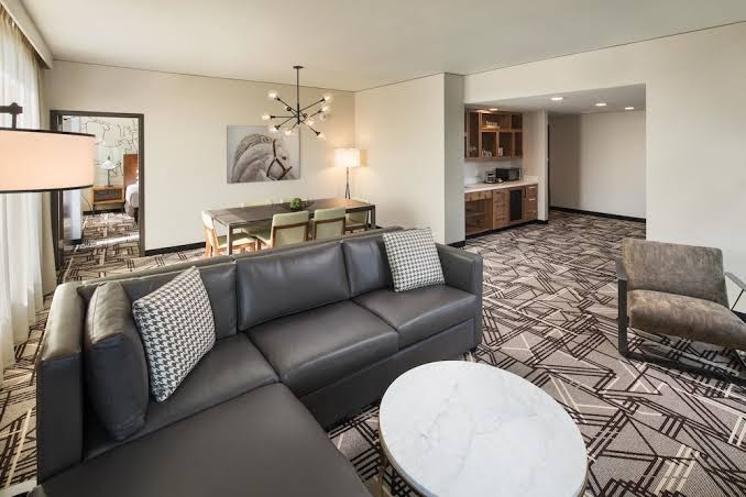 DoubleTree by Hilton Greeley at Lincoln Park photo 3