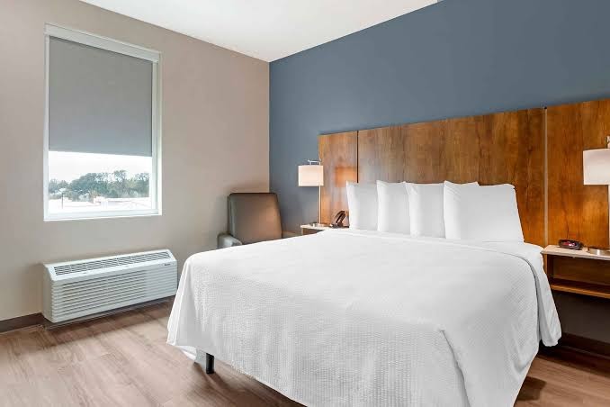 Extended Stay America Premier Suites- Bradenton photo 2