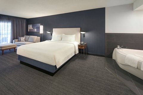 Courtyard by Marriott Toronto Markham photo 2