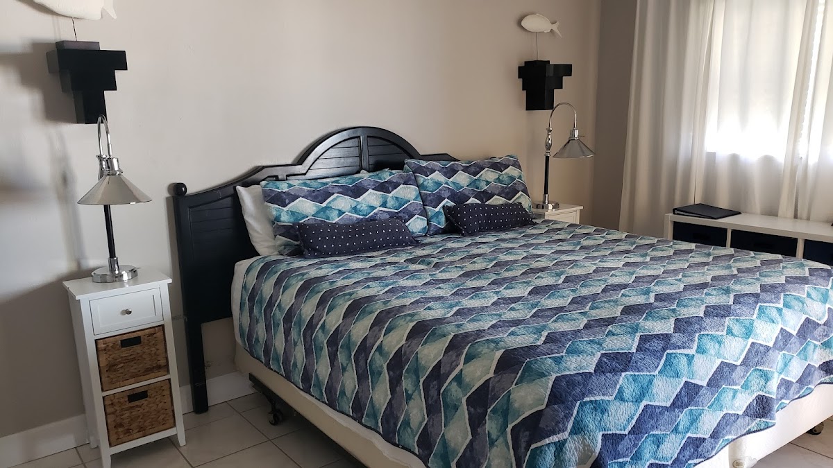 Smuggler's Cove - Vacation Rentals photo 2