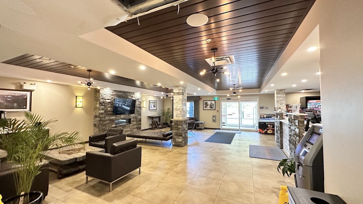 Ramada by Wyndham Revelstoke photo 3
