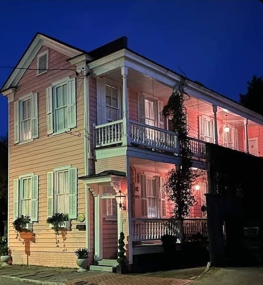 Bijou, Boutique Inn