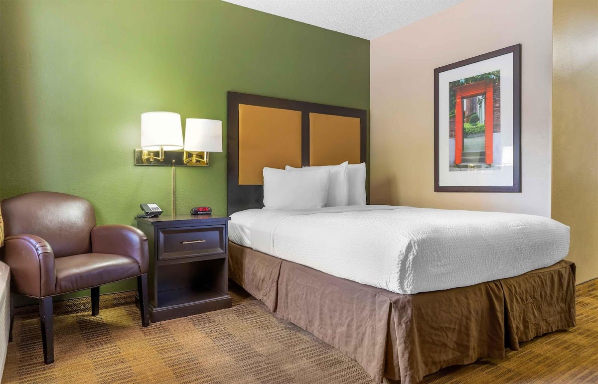 Extended Stay America Select Suites- Nashville - Airport photo 2