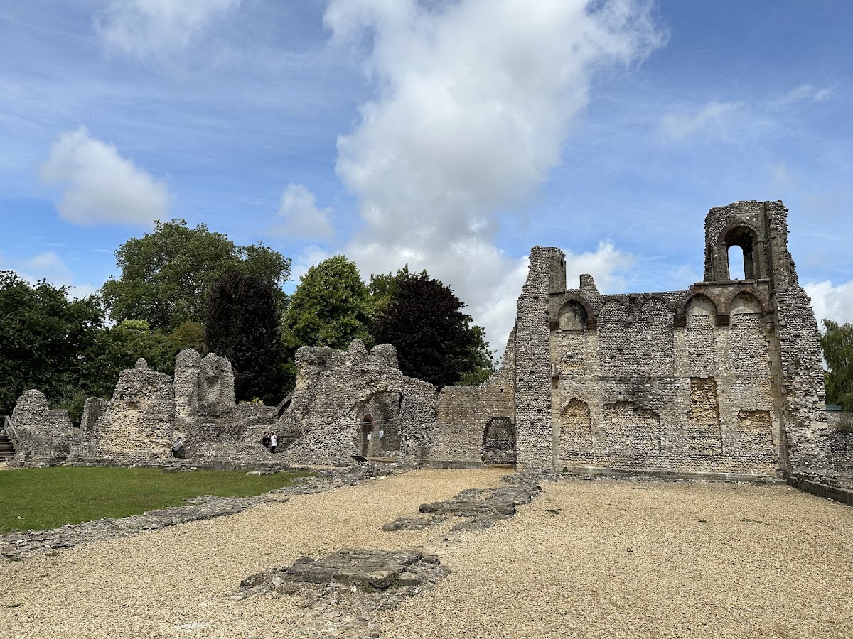 Wolvesey Castle (Old Bishop's Palace)