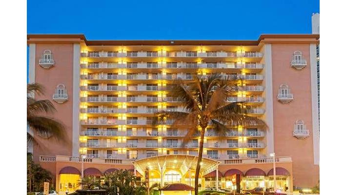 Ramada Plaza by Wyndham Marco Polo Beach Resort