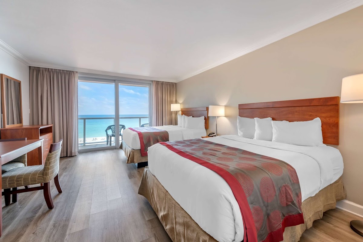 Ramada Plaza by Wyndham Marco Polo Beach Resort photo 3