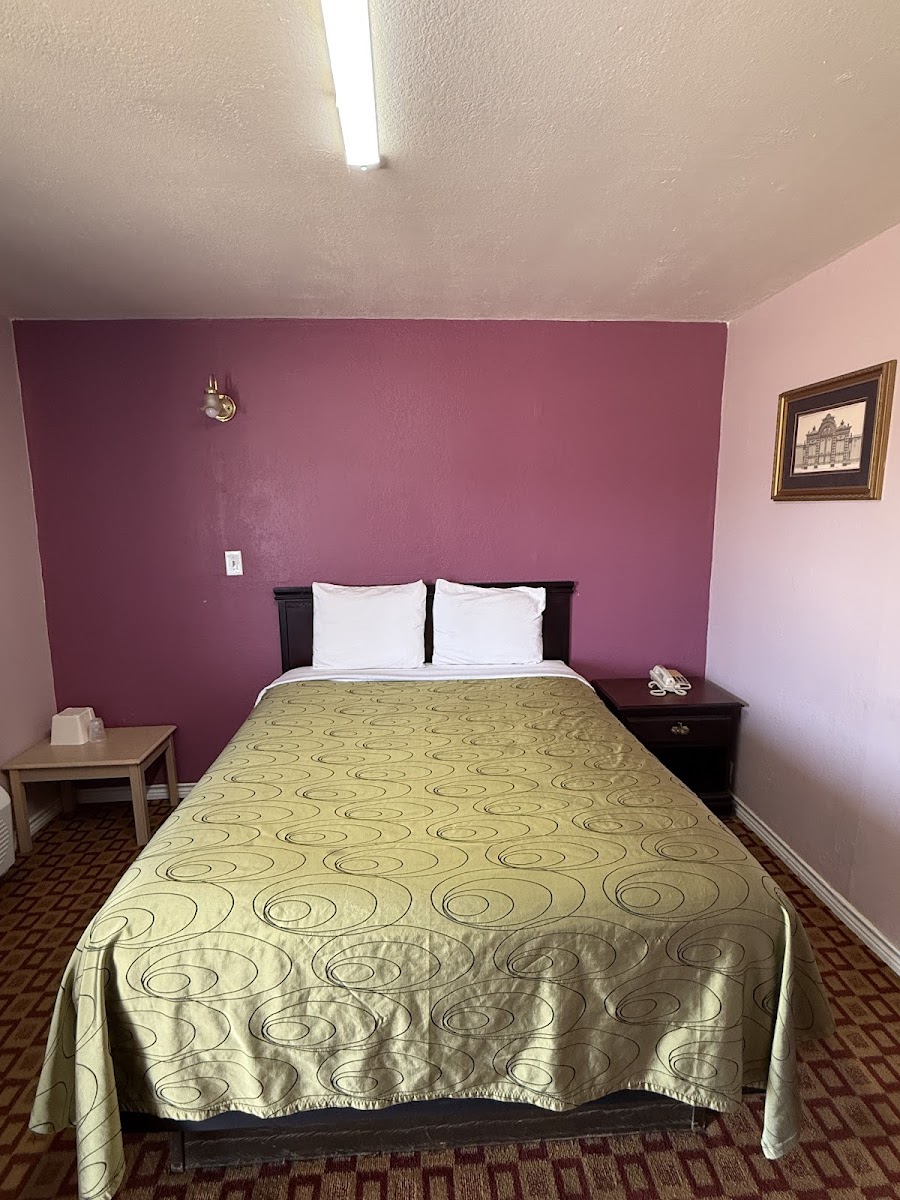 Troutt Motel photo 2