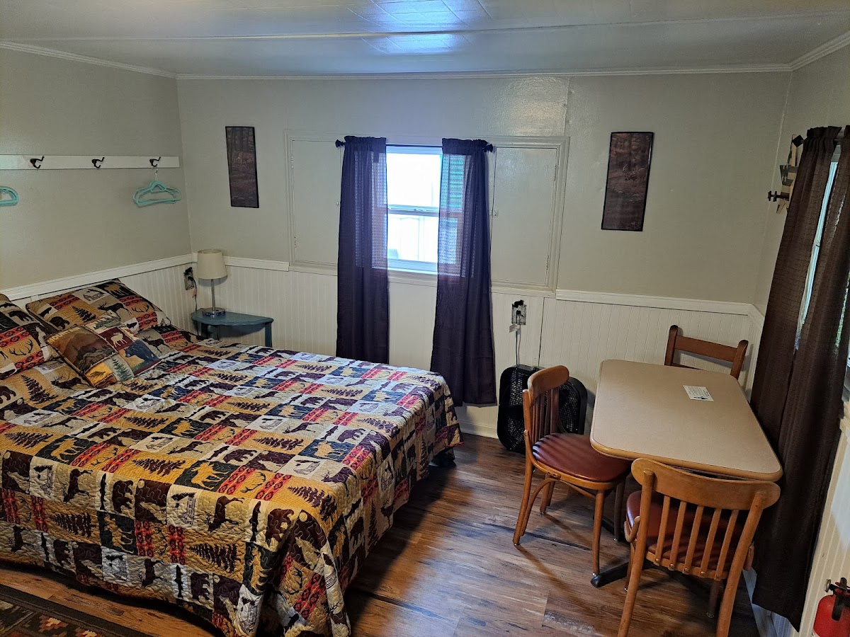 Lindy Motel photo 2
