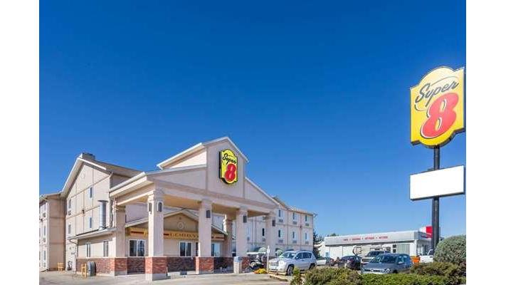 Super 8 by Wyndham Moose Jaw SK