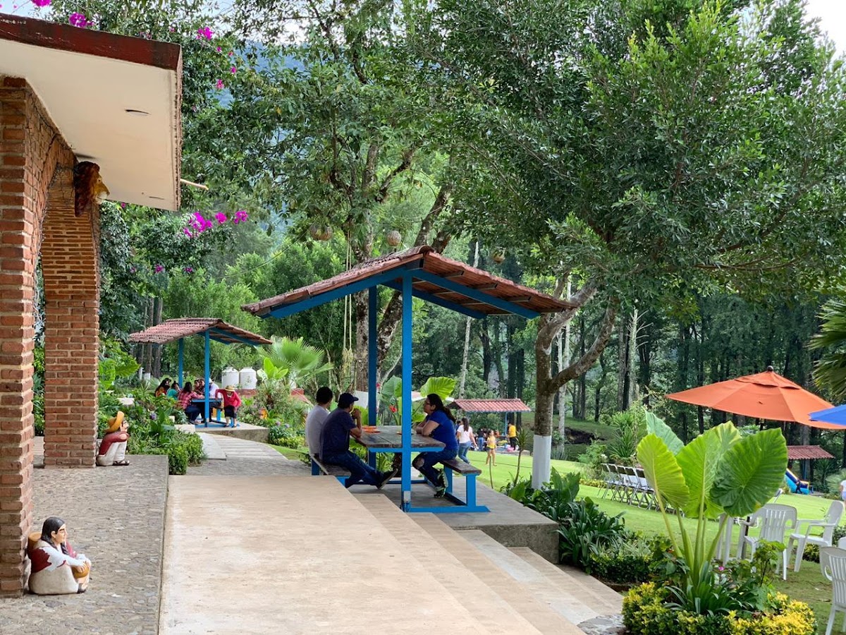 PARQUE ECOTURÍSTICO SANTA ELENA