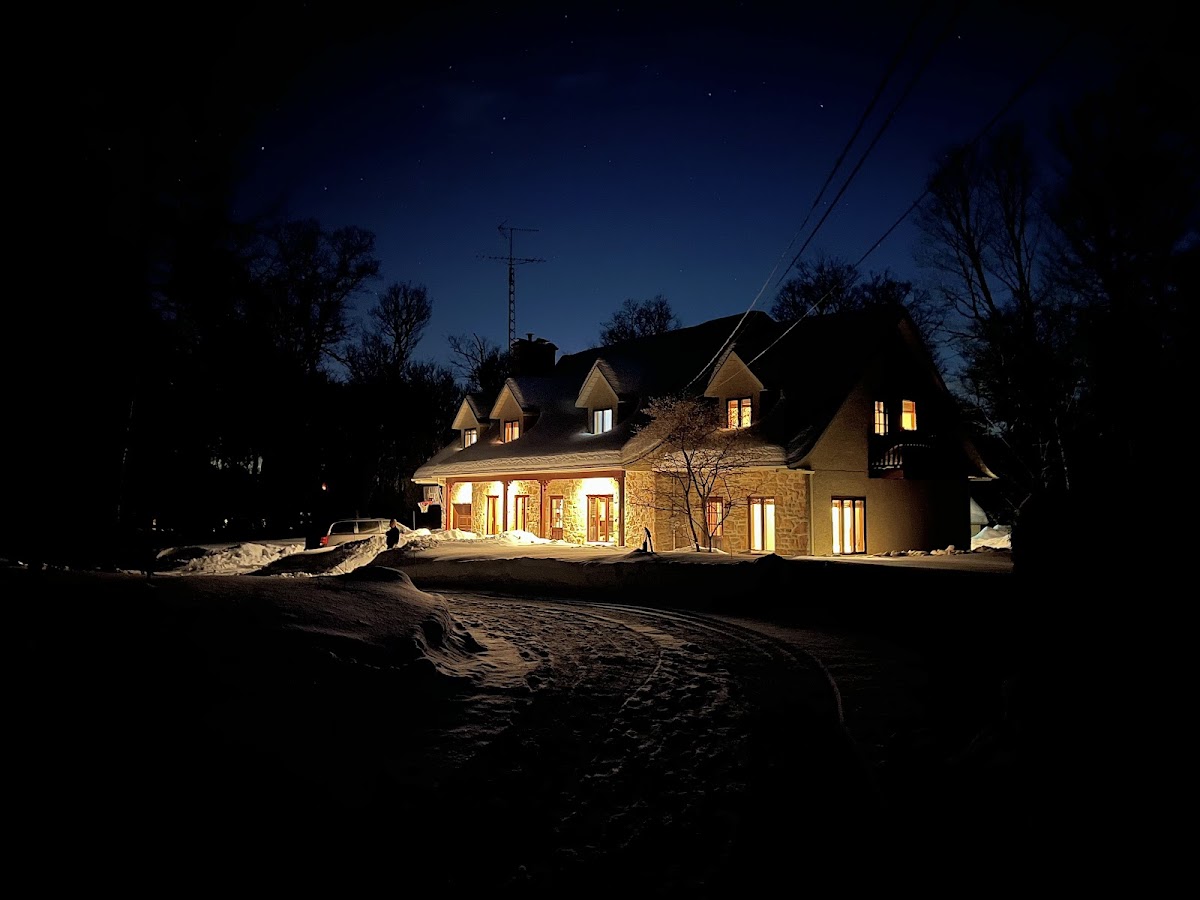 Au Pied de Cochon - Accommodation