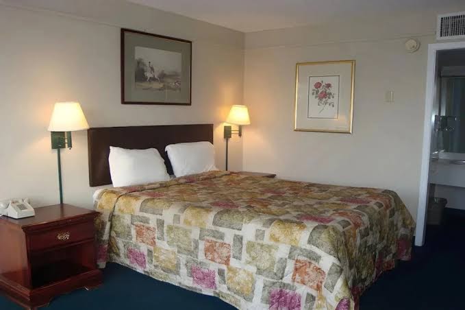 Econo Lodge Asheboro photo 3