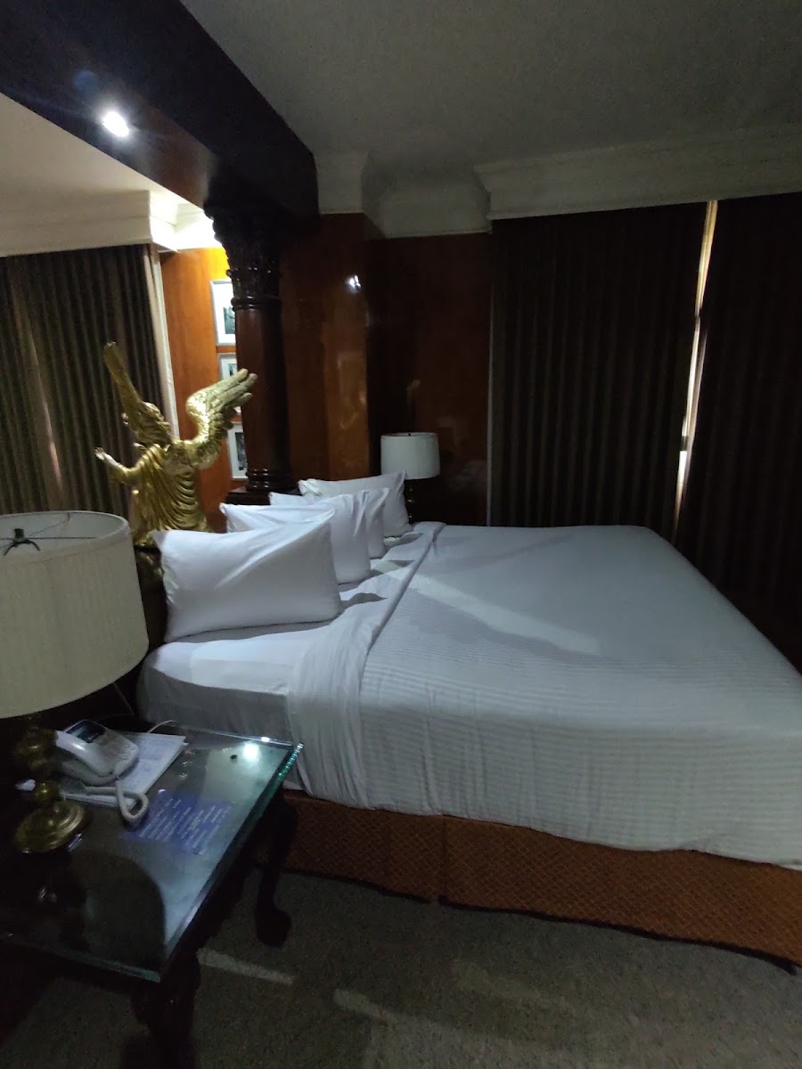 Room 9