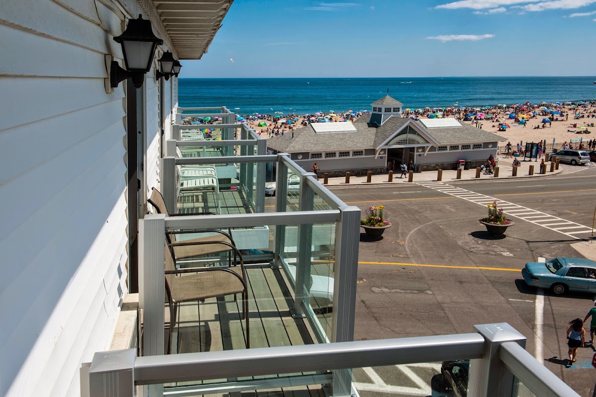 Ashworth by the Sea photo 3