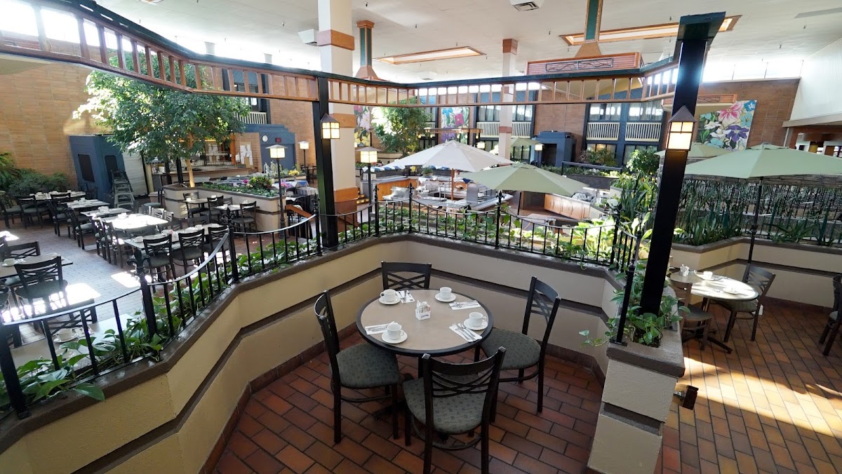 The Glenmore Inn & Convention Centre photo 3
