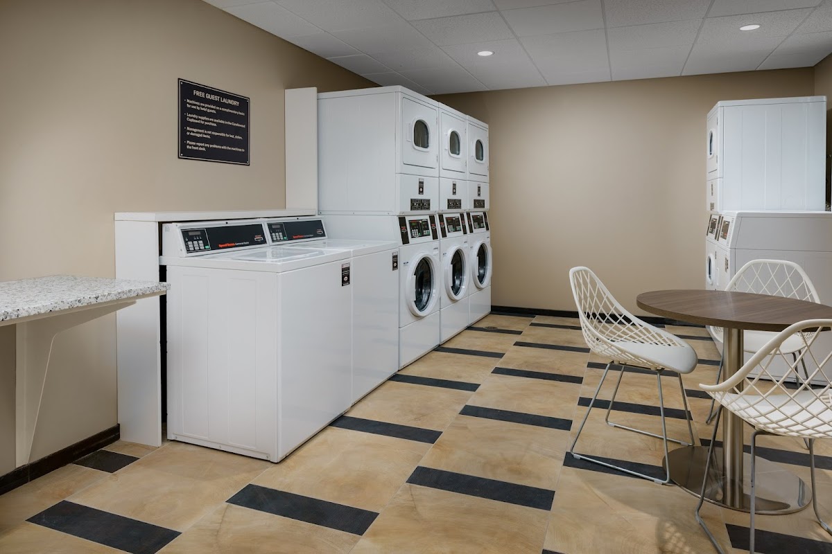 Candlewood Suites Orlando - Lake Buena Vista by IHG photo 2