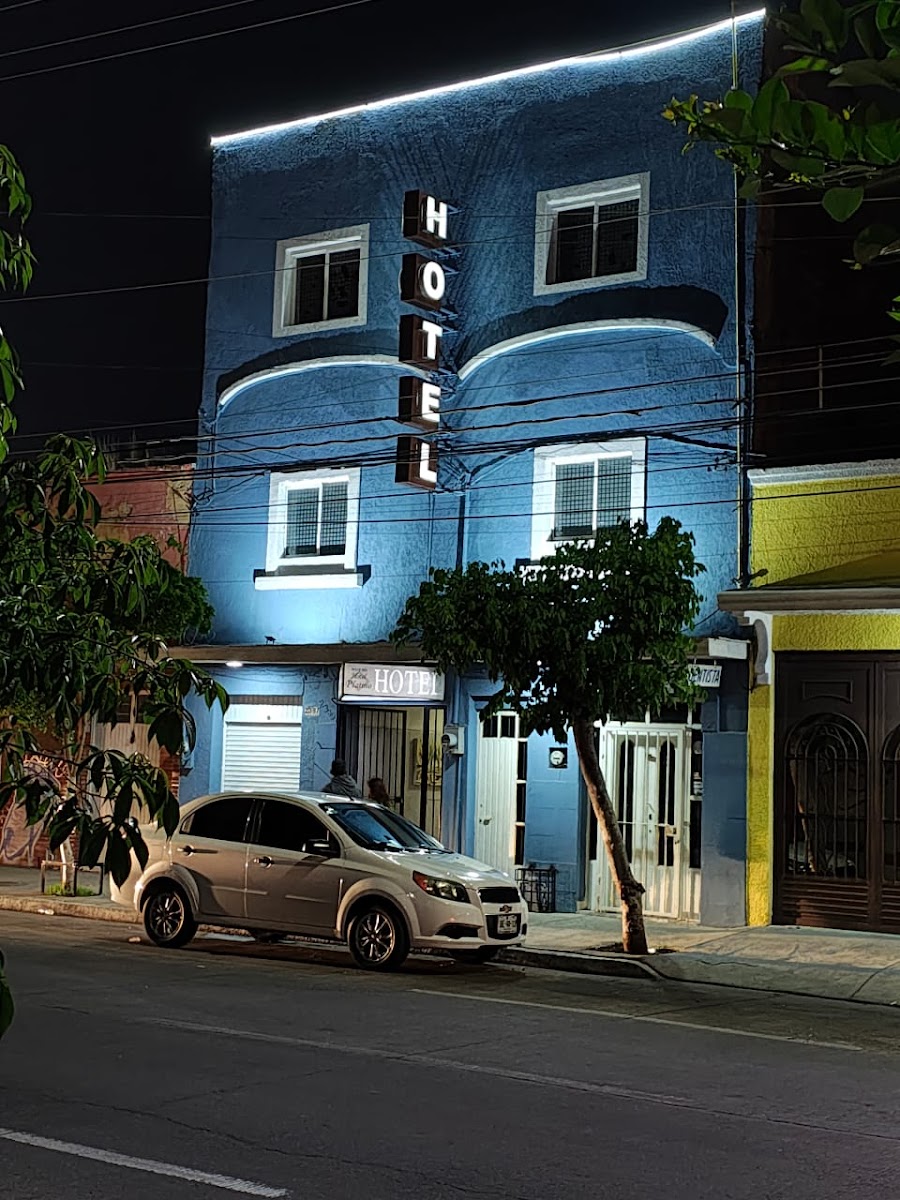 Hotel Platino