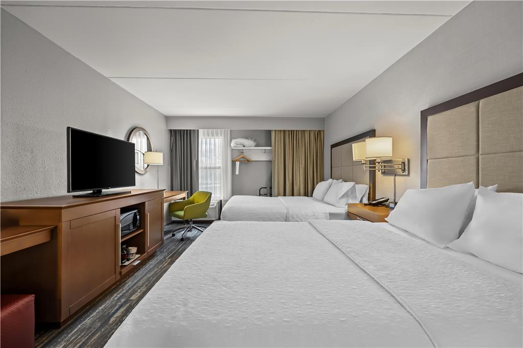 Hampton Inn Toledo-South/Maumee photo 2