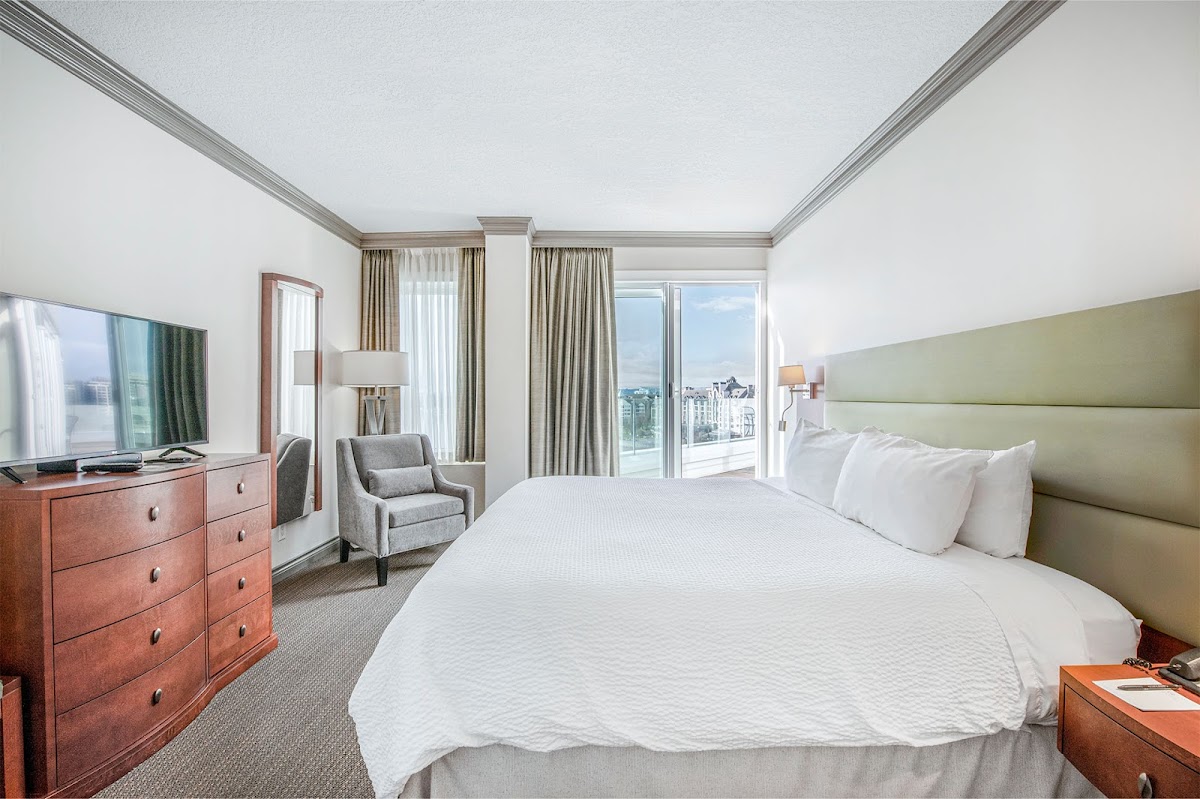Victoria Regent Waterfront Hotel & Suites photo 2