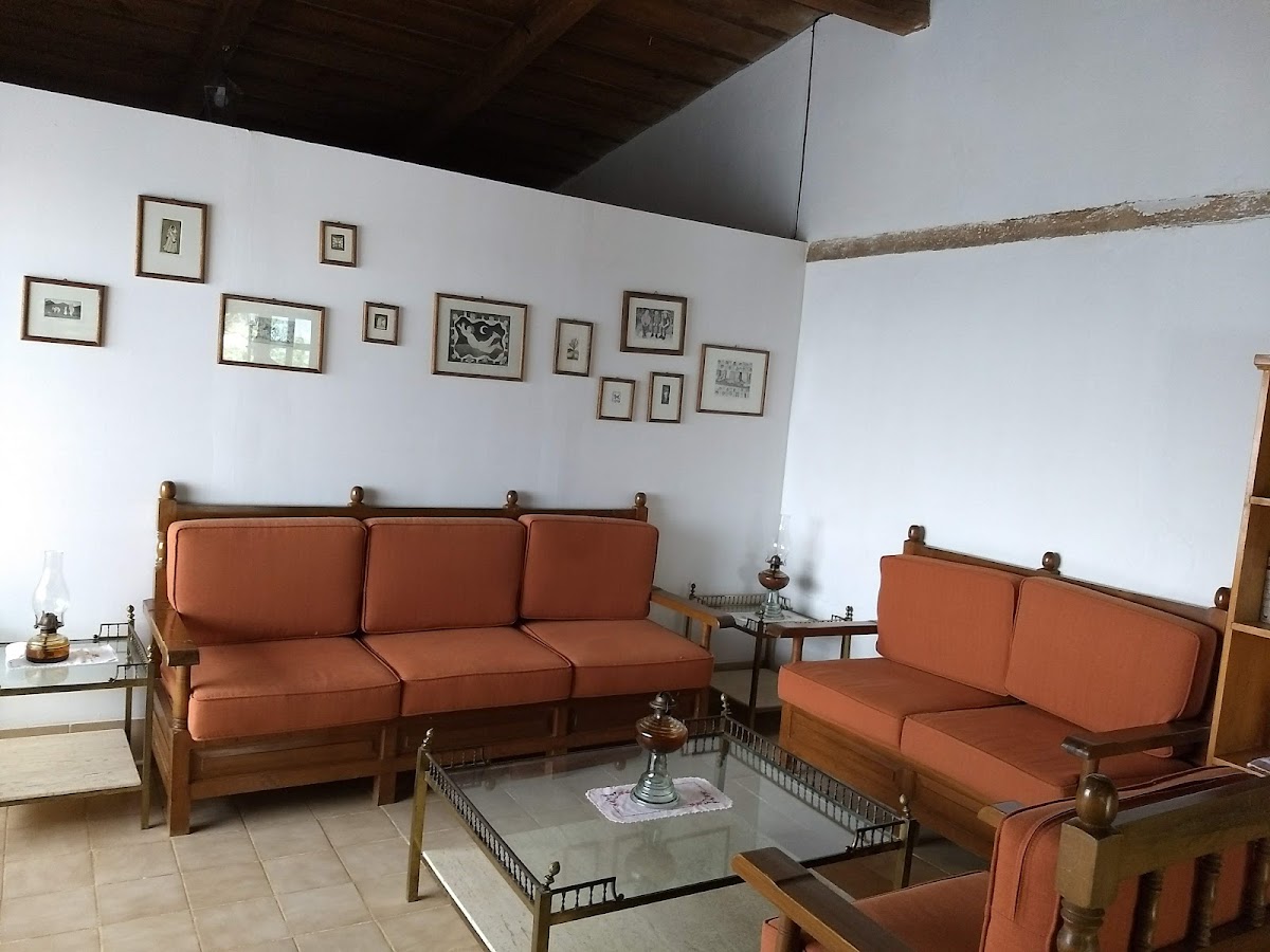 Room 8
