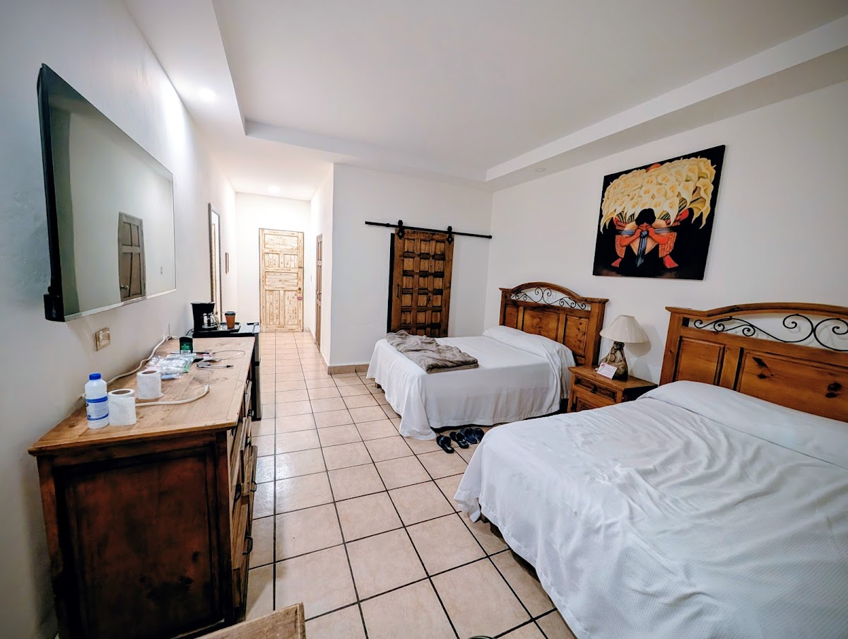 Hotel Hacienda Bugambilias photo 2
