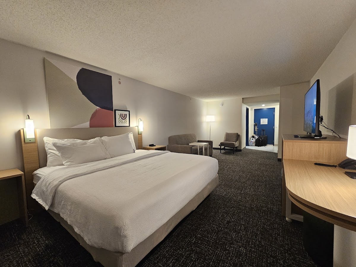 Spark by Hilton Denver International Airport photo 2